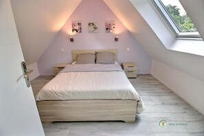 2 dormitorios, tabla de planchar con plancha, wifi gratis y ropa de cama