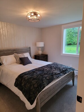 1 室のベッドルーム、アイロン / アイロン台、WiFi (無料)、ベッドシーツ