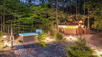 Bain à remous extérieur
