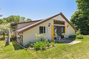Front of property - Chippewa Lake House (Chippewa Lake)
