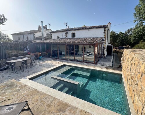 Country House 'Villa Rural El Molino Blanco' with Mountain View, Wi-Fi and Air Conditioning