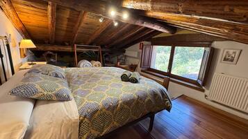 5 Schlafzimmer, Bügeleisen/Bügelbrett, kostenloses WLAN, Bettwäsche