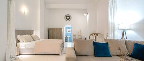 1 室のベッドルーム、WiFi (無料)、ベッドシーツ