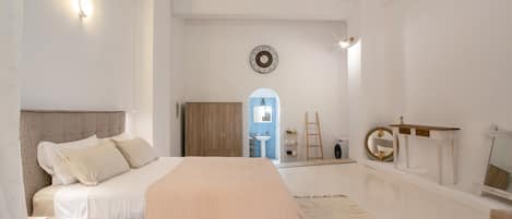 1 bedroom, free WiFi, bed sheets