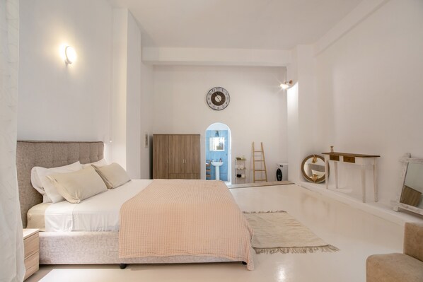 1 bedroom, free WiFi, bed sheets