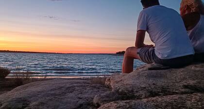 Guest House 'Casa Huidobro Valle' with Private Terrace, Private Garden and Wi-Fi