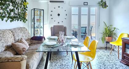 Country House 'Casa Rural Lunares Y Salinera' with Private Terrace, Wi-Fi and Air Conditioning