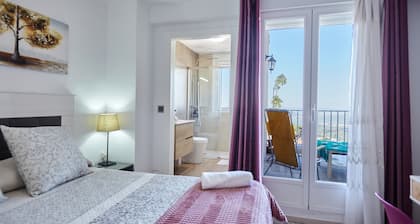 Casa Rural 'Casa Rural Lunares Y Salinera' mit privater Terrasse, WLAN und Klimaanlage