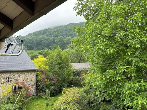 Maison 8 Couchages au Calme au Pieds des Montagnes