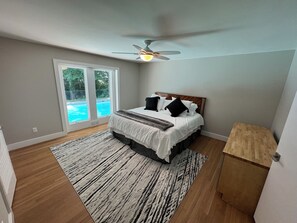 6 habitaciones, tabla de planchar con plancha, wifi y ropa de cama