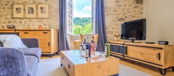 Elegant 150m² Apartment with Castle View – 3 Bedrooms in the Heart of Périgord