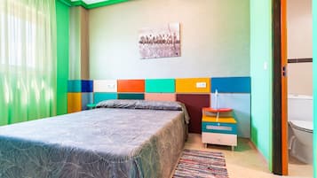 2 bedrooms, free WiFi, bed sheets