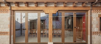Country House 'Puerta Villa' with Private Terrace and Wi-Fi