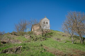 Exterior - Country House 'El Astial' with Mountain Views, Private Terrace and Wi-Fi (Ezquerra)