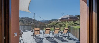 Country House 'El Astial' with Mountain View, Private Terrace and Wi-Fi