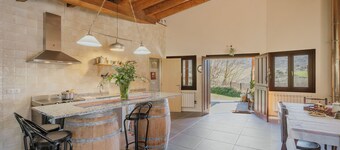 Country House 'El Astial' with Mountain View, Private Terrace and Wi-Fi