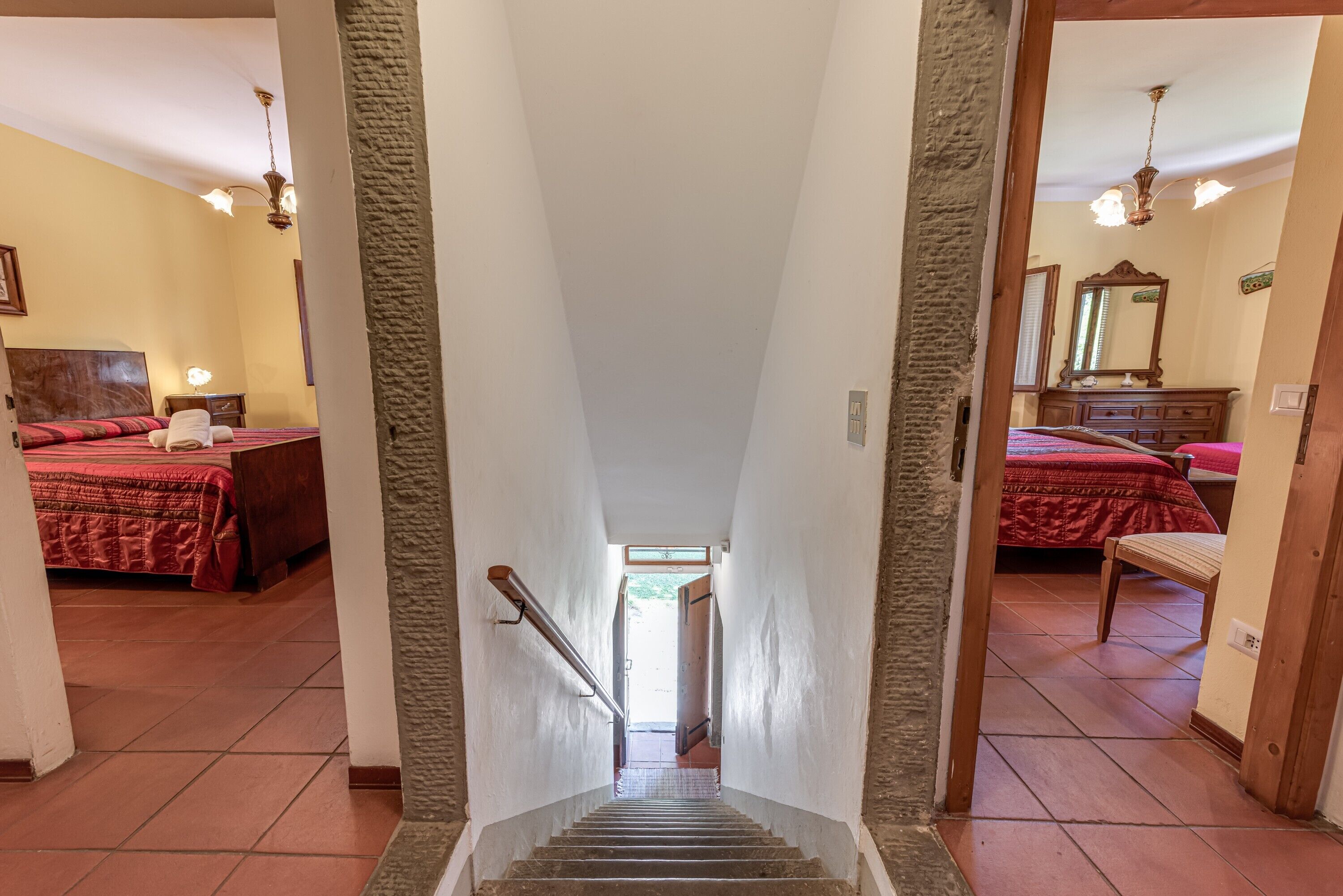 5 多间卧室、熨斗/熨衣板、免费 WiFi、床单