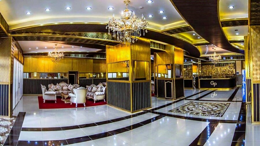 Amazon Hotel - Free Massage