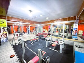Gym - Amazon Hotel - Free Massage (Baku)