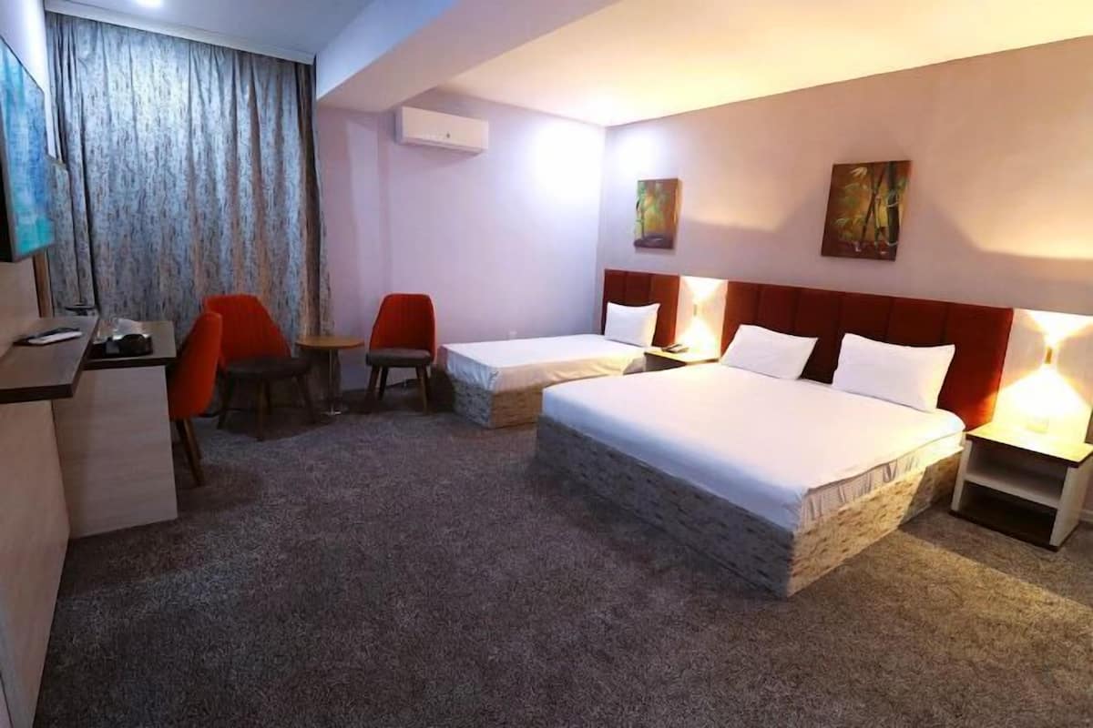 Egyptian cotton sheets, premium bedding, down duvets, pillow-top beds
