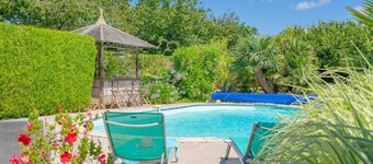 Holiday Home 'La Desirade' with Private Pool, Private Terrace and Wi-Fi