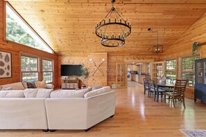 Älytelevisio, pöytäjalkapallopöytä, tulostin