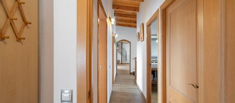 Villa 'Casa Les Vinyes' con vistas a la montaña, Wi-Fi y aire acondicionado