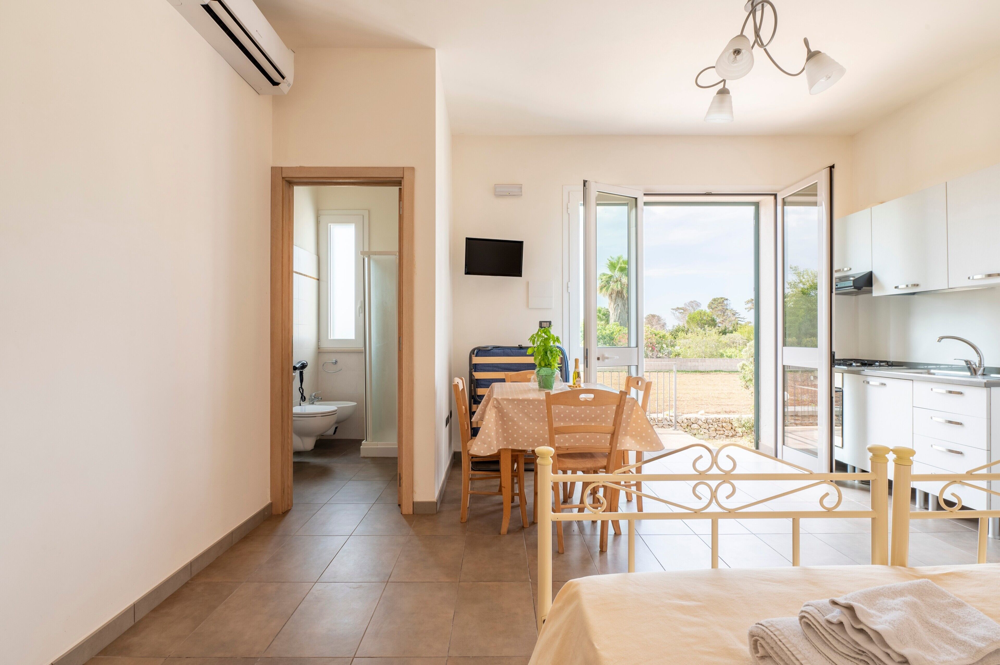 1 chambre, Wi-Fi gratuit, draps fournis