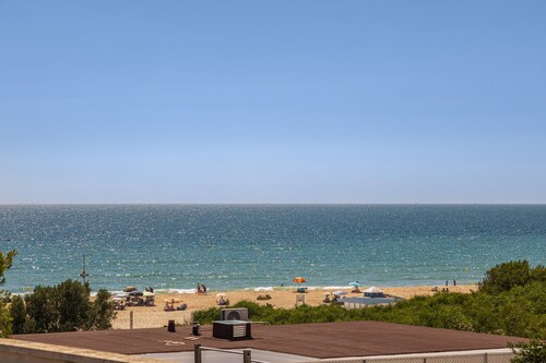 Cozy Beachfront House in Chiclana de la Frontera
