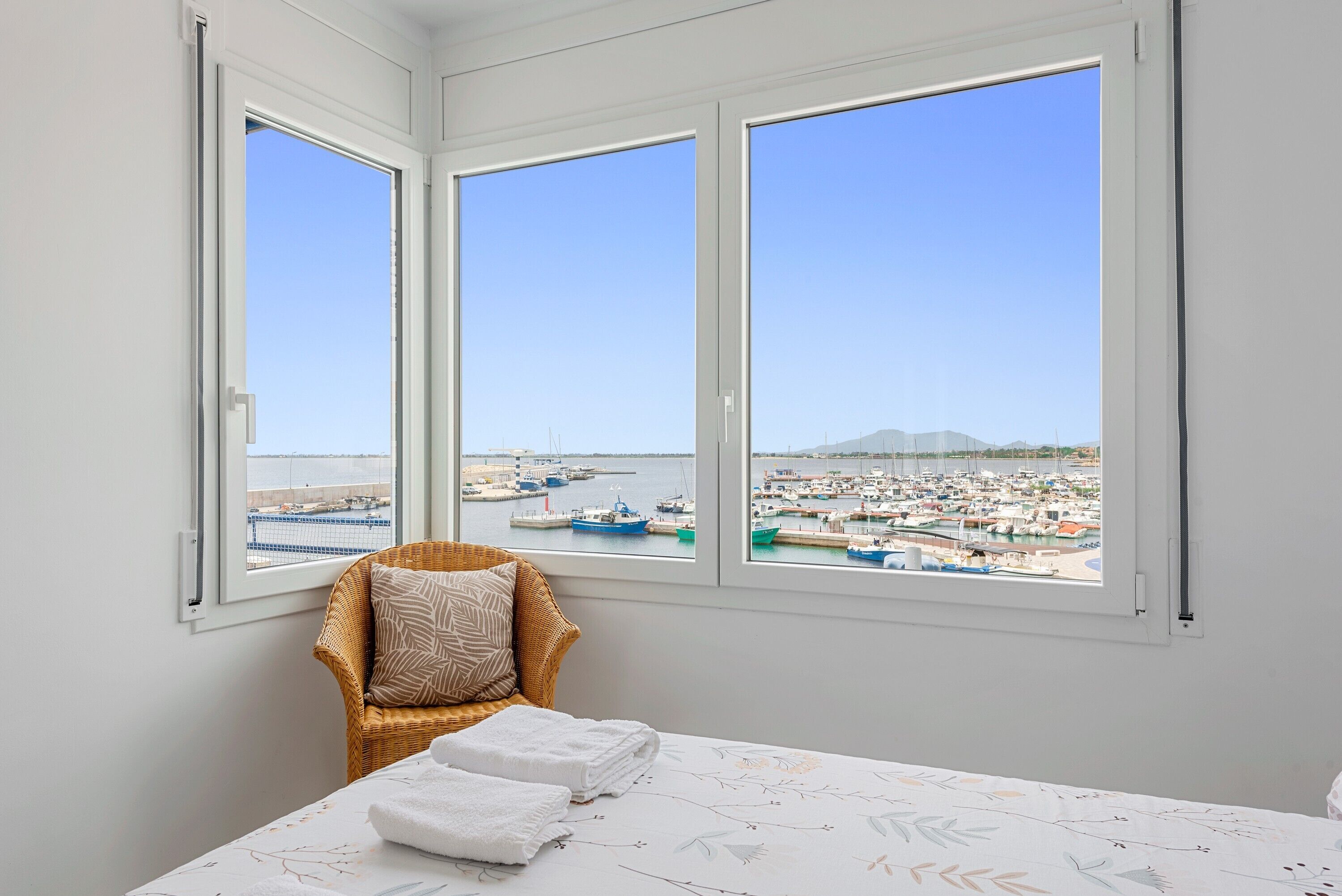 2 sovrum, strykjärn/strykbräda, gratis wi-fi och sängkläder