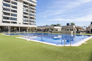 Pool - Apartment 'Valencia Playa' with Sea View, Wi-Fi and Air Conditioning (Alboraya)