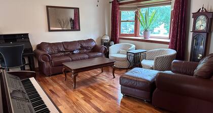 Split-Level Simplicity in Shakopee - a simple home away from home.