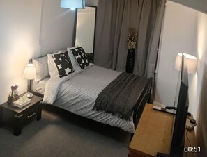 2 dormitorios, tabla de planchar con plancha, wifi y ropa de cama