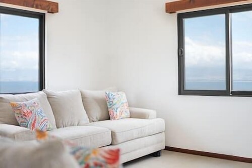 Double Cabin #11 - Oak Point