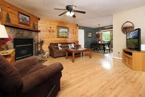 TV, fireplace