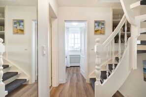 Imagen sin descripción, 5 de 28, botón