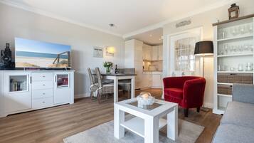 TV, DVD-spiller og stereoanlegg