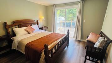 3 bedrooms, WiFi, bed sheets