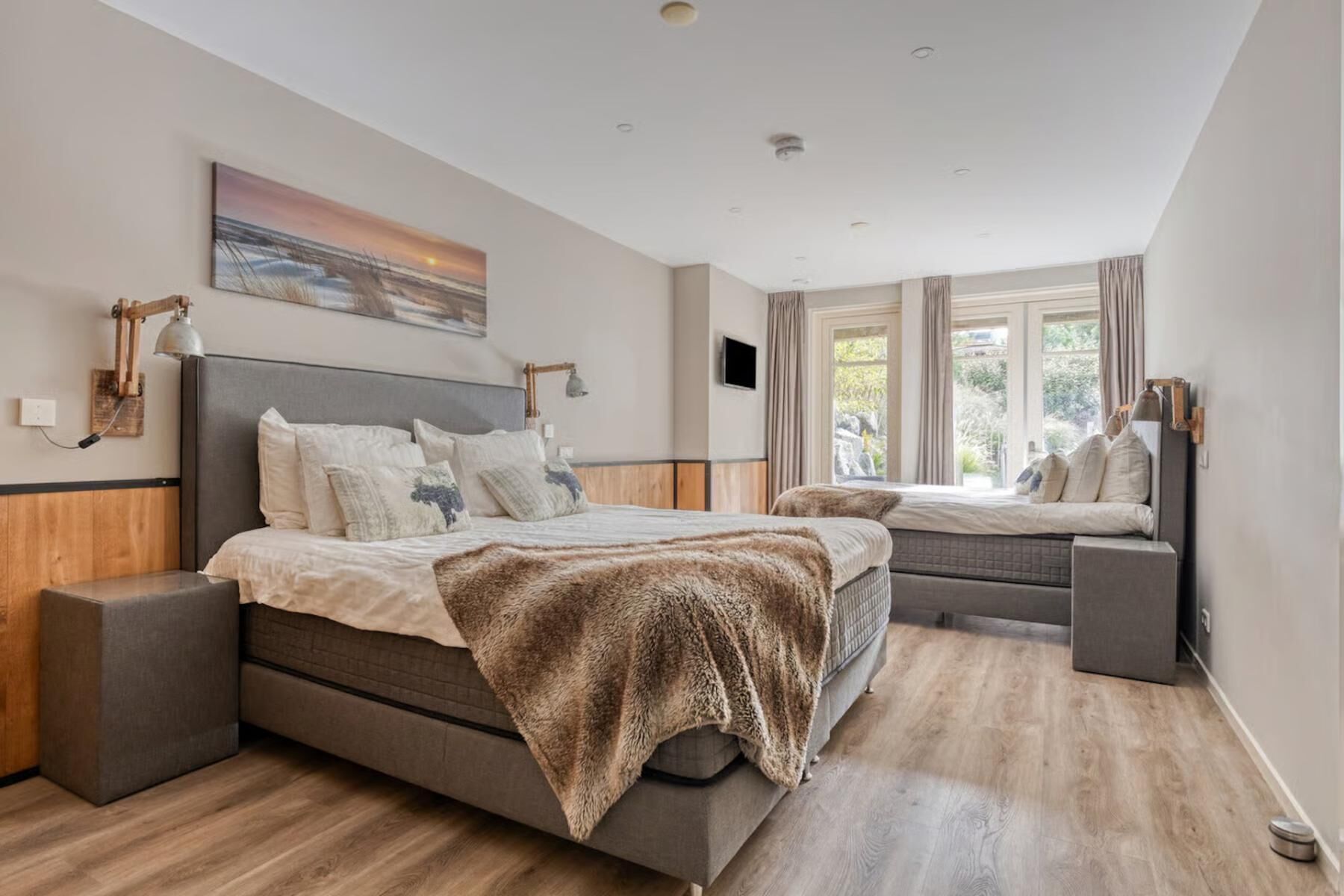 7 多间卧室、WiFi