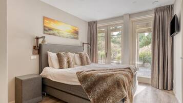 7 bedrooms, WiFi