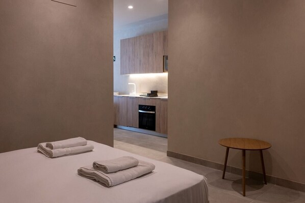 1 soverom, strykejern/-brett, reiseseng for barn og wi-fi (inkludert)