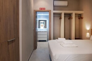 1 dormitorio, tabla de planchar con plancha, cuna de viaje y wifi gratis