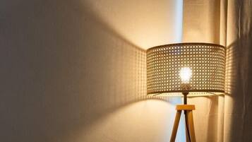 1 dormitorio, tabla de planchar con plancha, cuna de viaje y wifi gratis