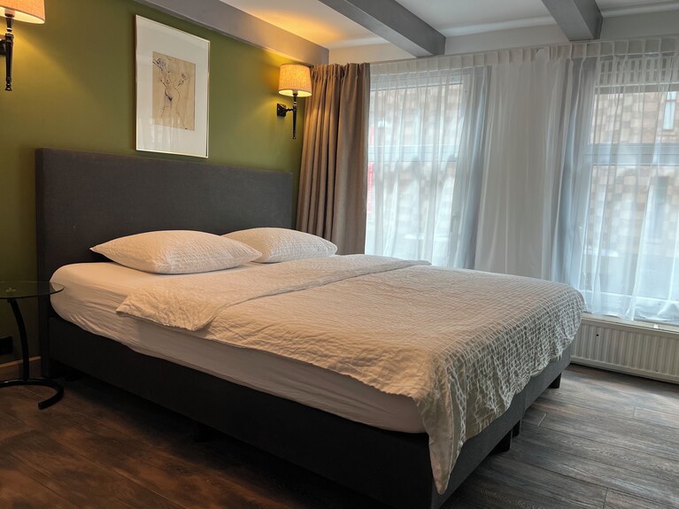 Room/private Bathroom In Centre - Amsterdam