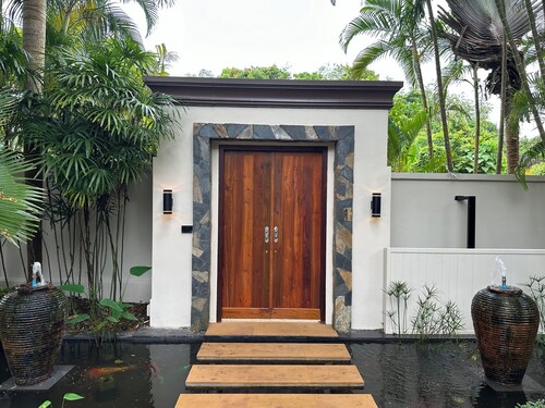 Naturist vacations for couples in Phuket. 