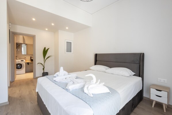 Bügeleisen/Bügelbrett, kostenloses WLAN, Bettwäsche