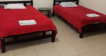 Hostal M. L Las tres b