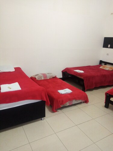 Hostal M. L Las tres b