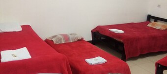 Hostal M. L Las tres b