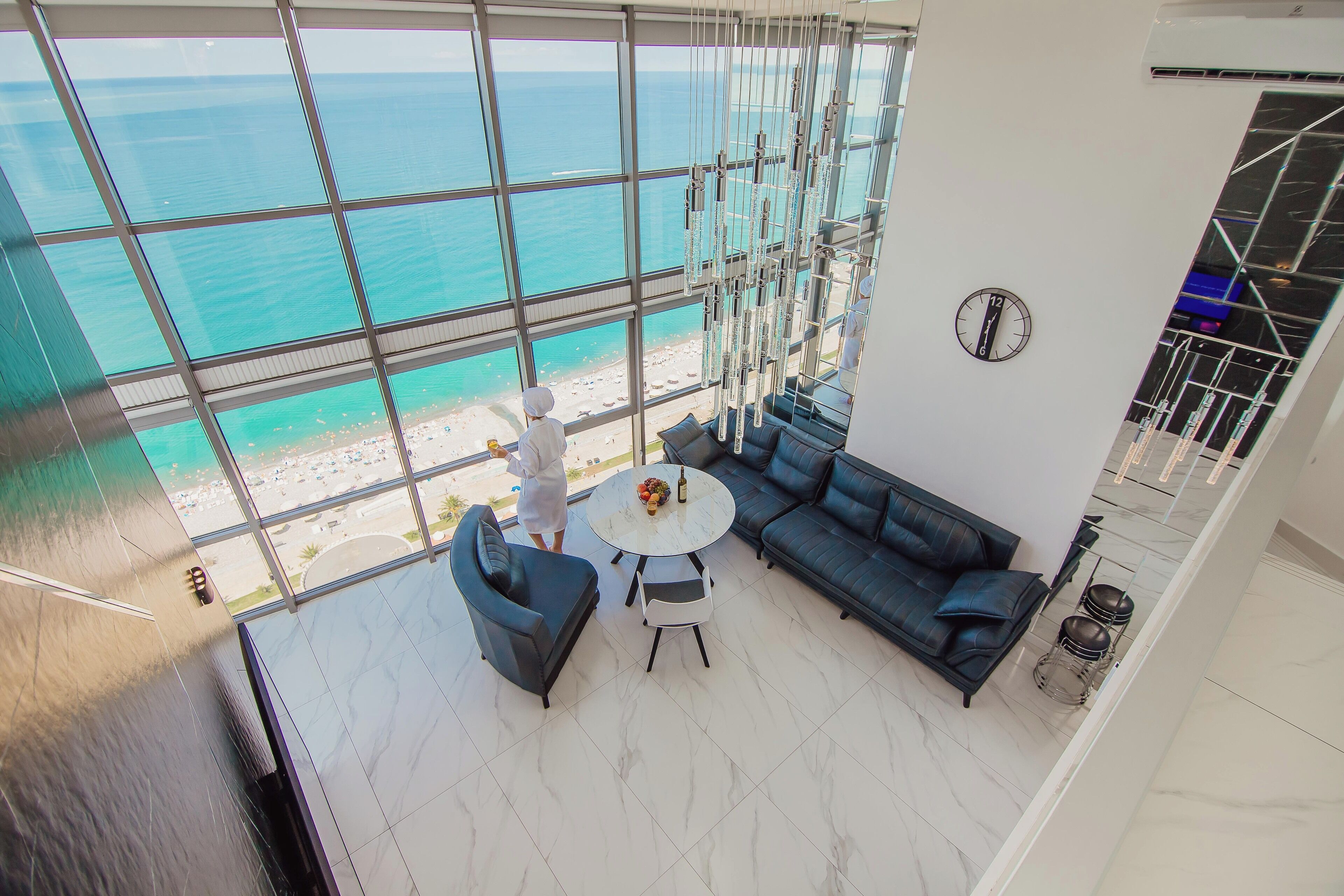 Panorama Mountain and Sea view | Living area